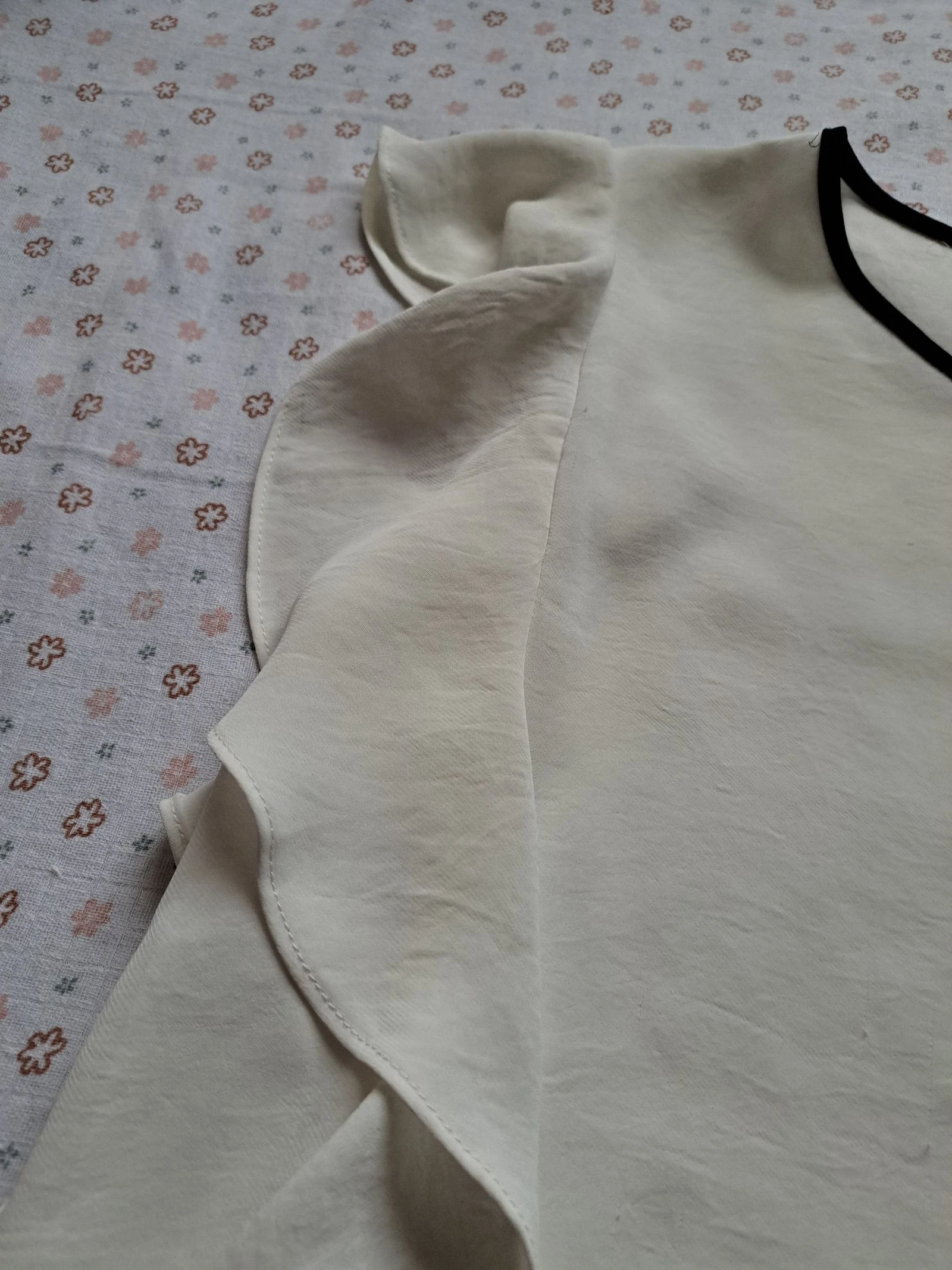 Blusa sem mangas com babados Mango - Tamanho M - Muito bom estado – photo 3